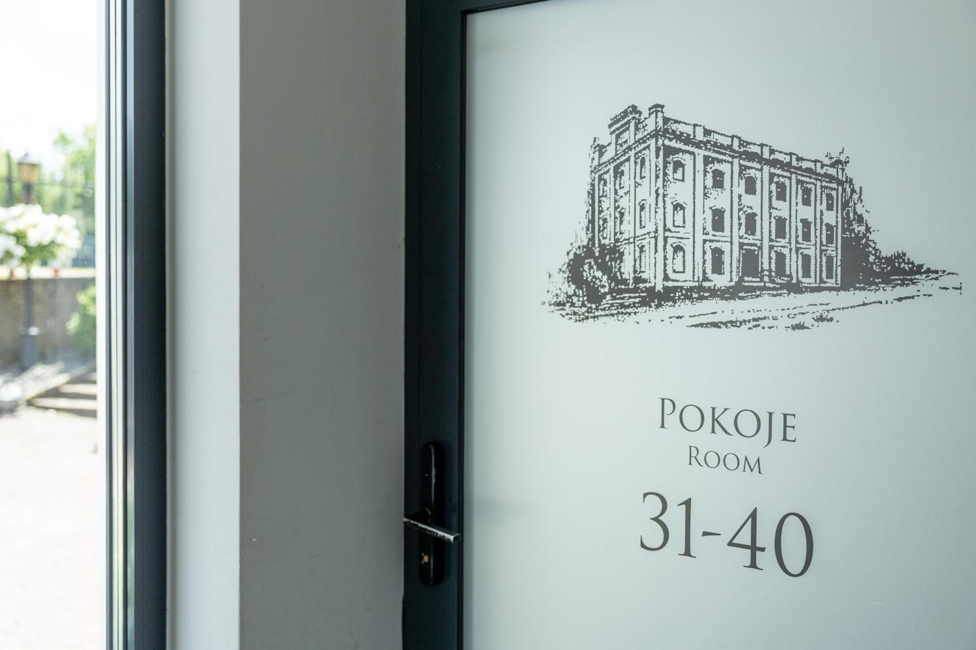 Hotel Maly Mlyn Старгард-Щециньски Экстерьер фото