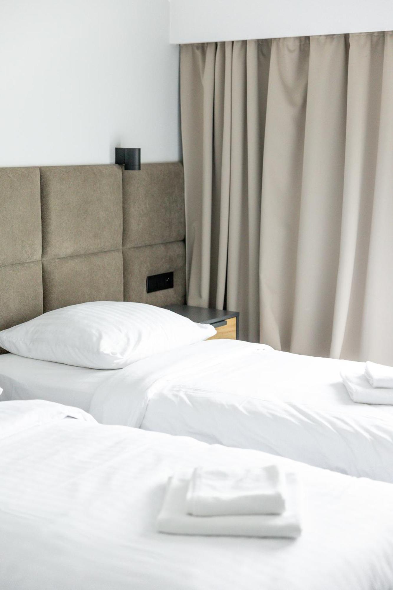 Hotel Maly Mlyn Старгард-Щециньски Экстерьер фото