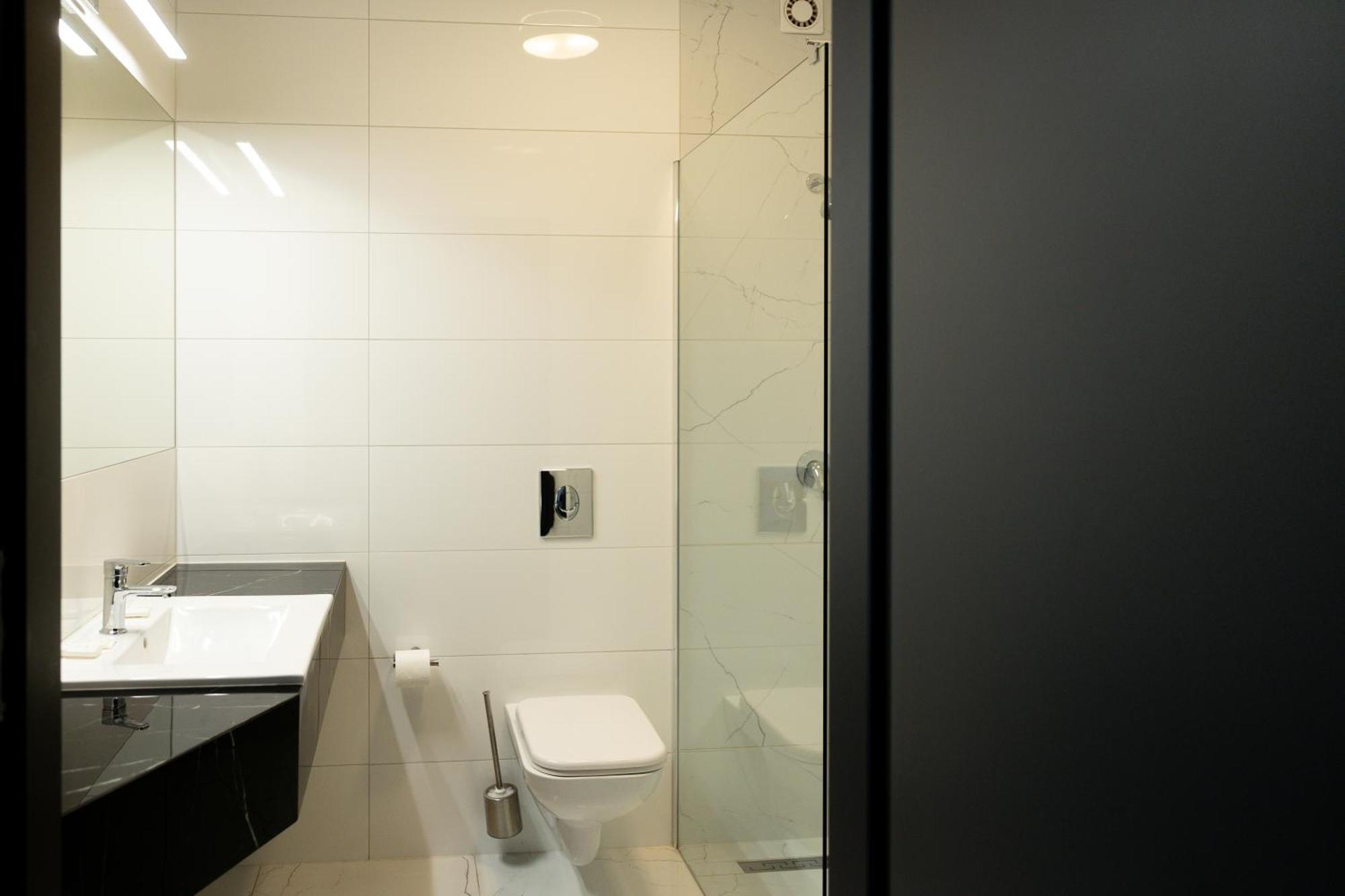 Hotel Maly Mlyn Старгард-Щециньски Экстерьер фото